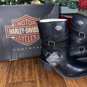 Never been worn Harley Davidson boots